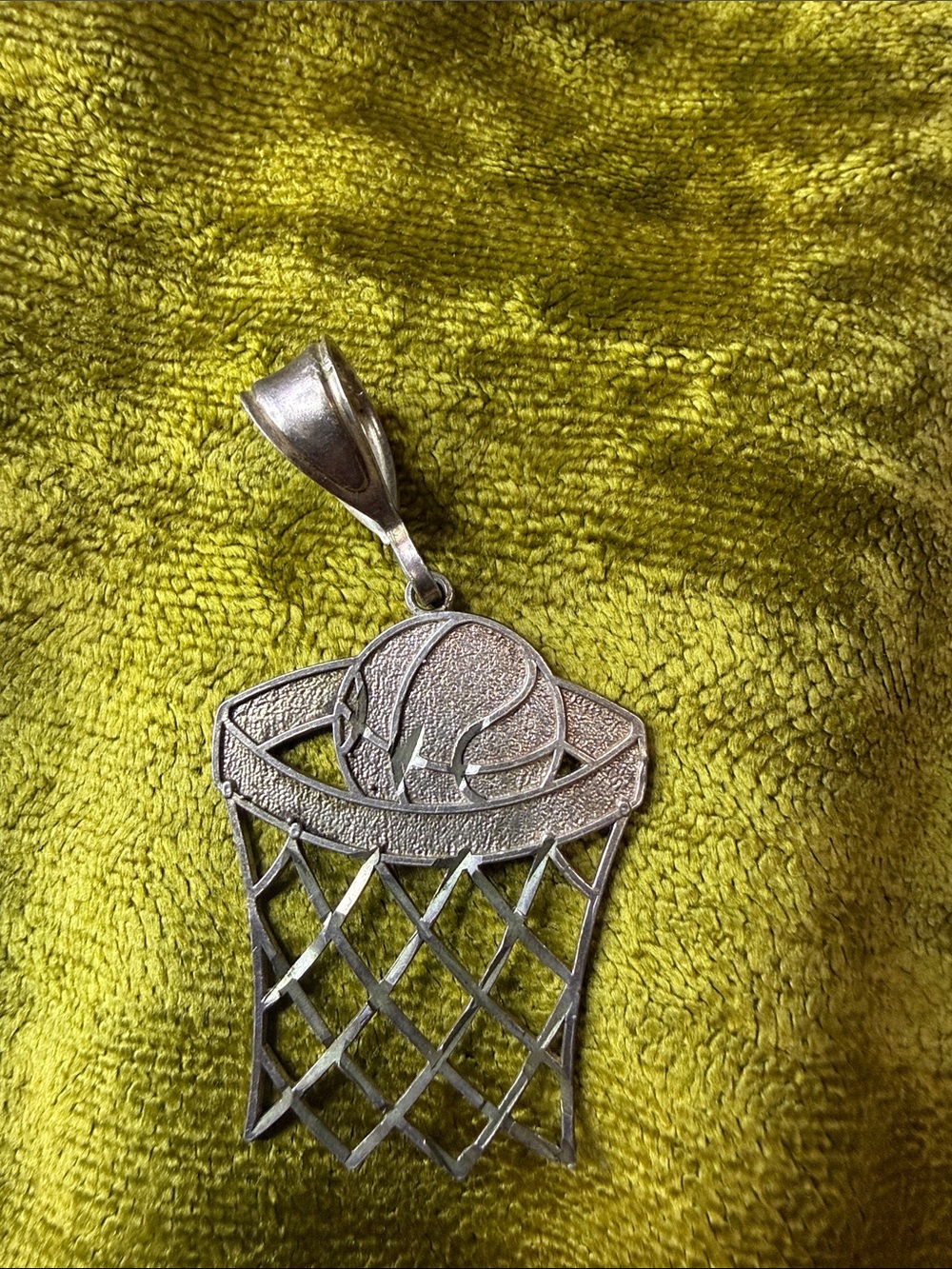 925 Silver Basketball Hoop Pendant Necklace - Green